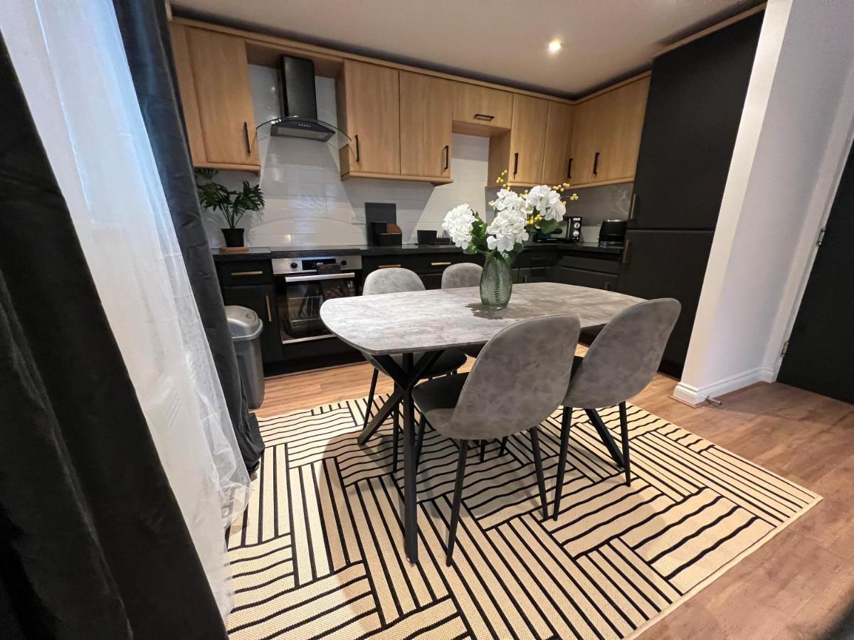 Modern 2 Bedroom Aesthetic Apt Manchester Buitenkant foto